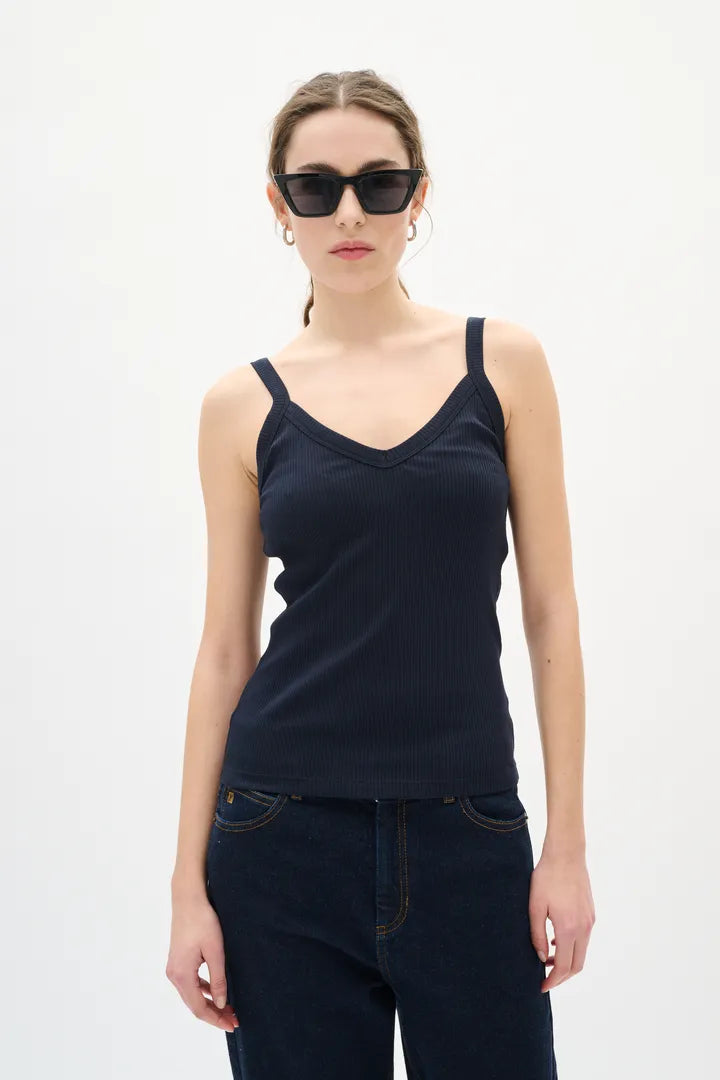 Dagna V-Top Tank