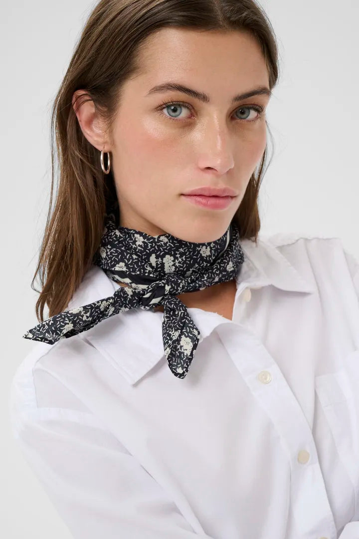 Phi Scarf