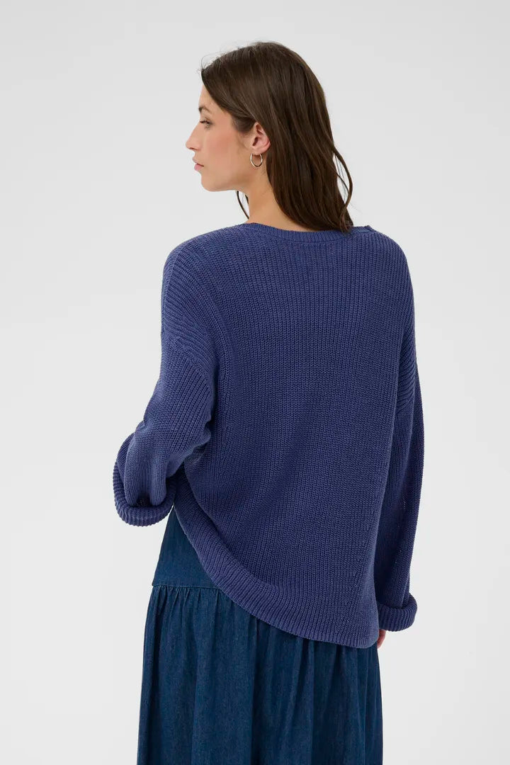 Etronas Sweater