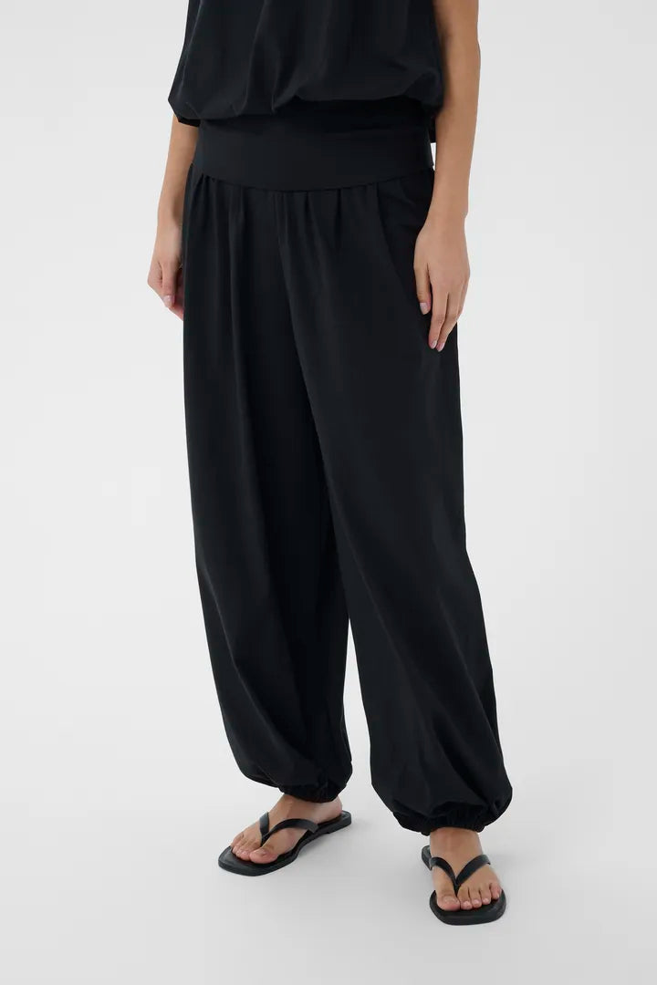 Berite Pants
