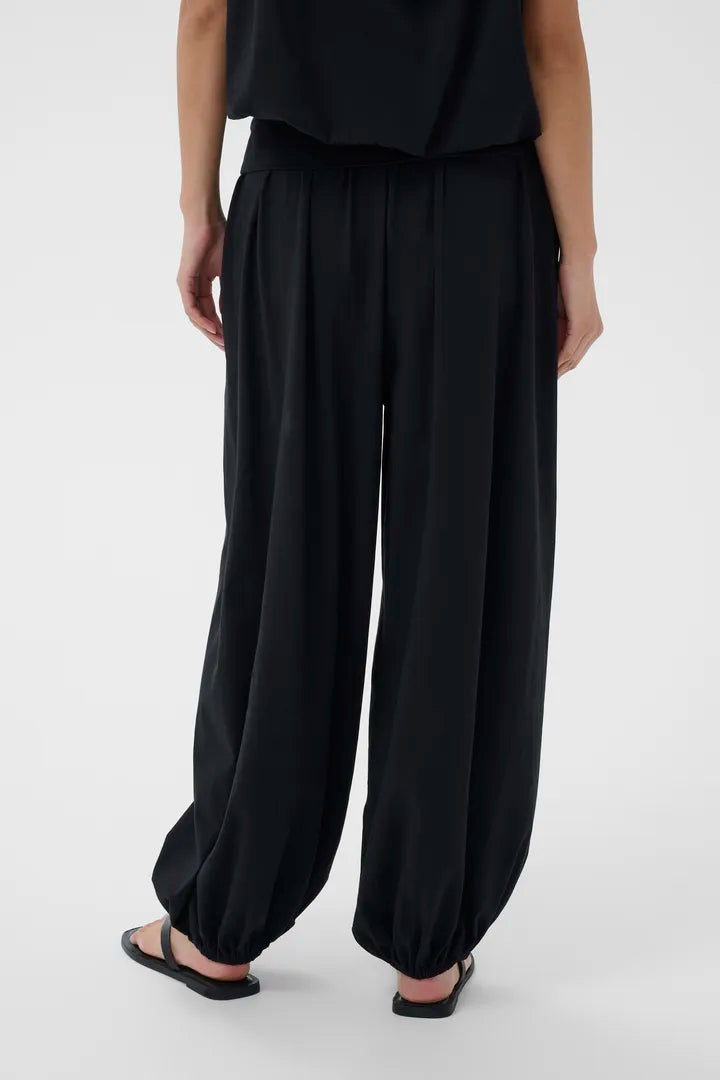 Berite Pants