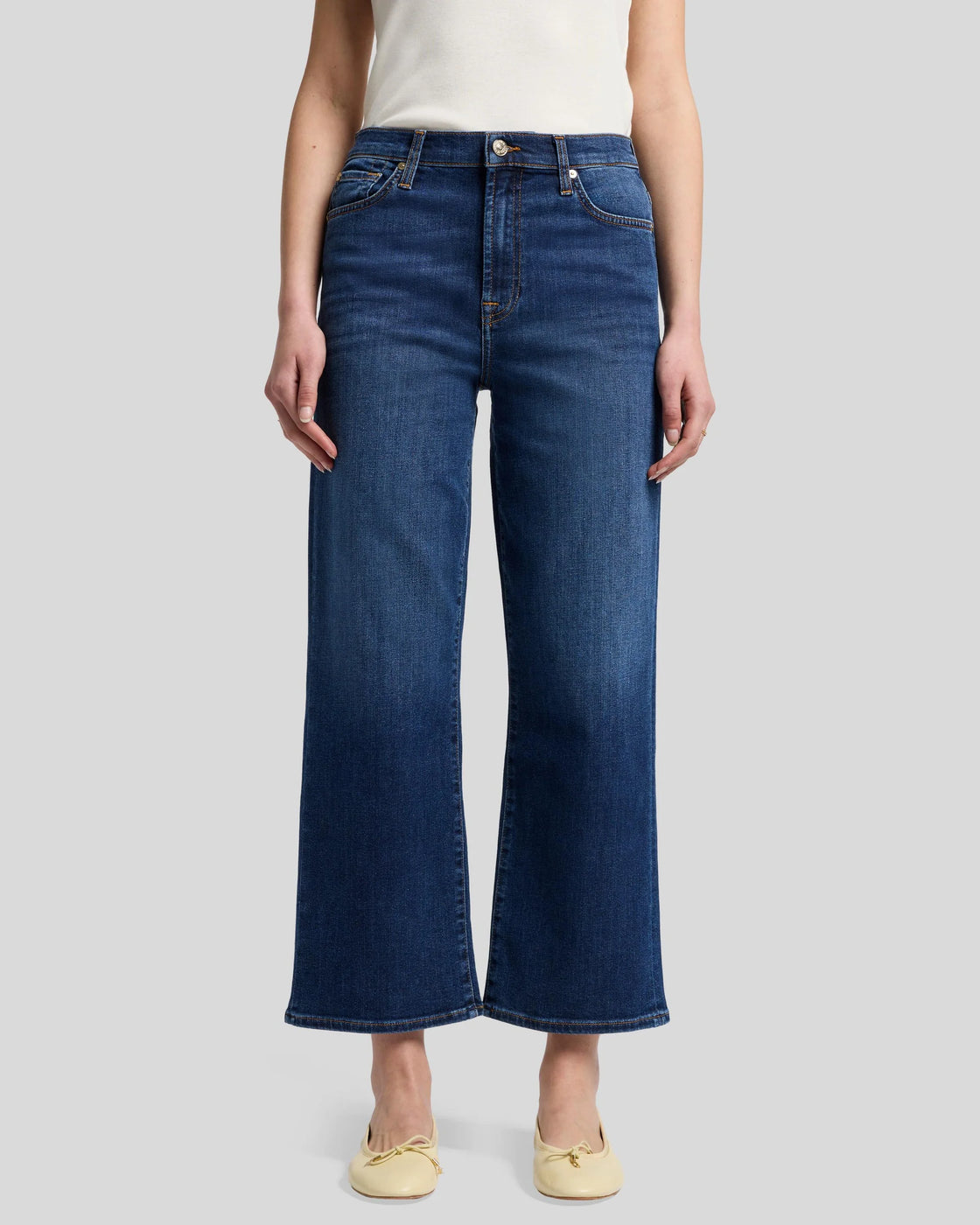 Alexa Cropped - High Wave