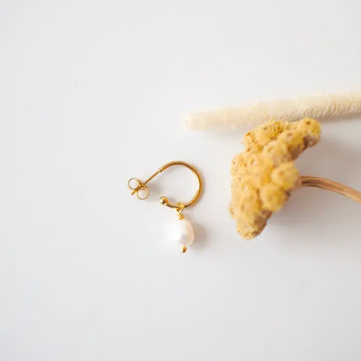 Azeria Hena Mini Single Earrings