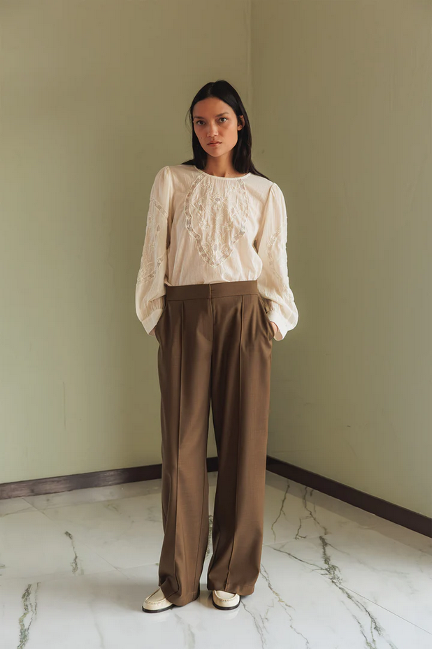 Romantic Embroidered Blouse