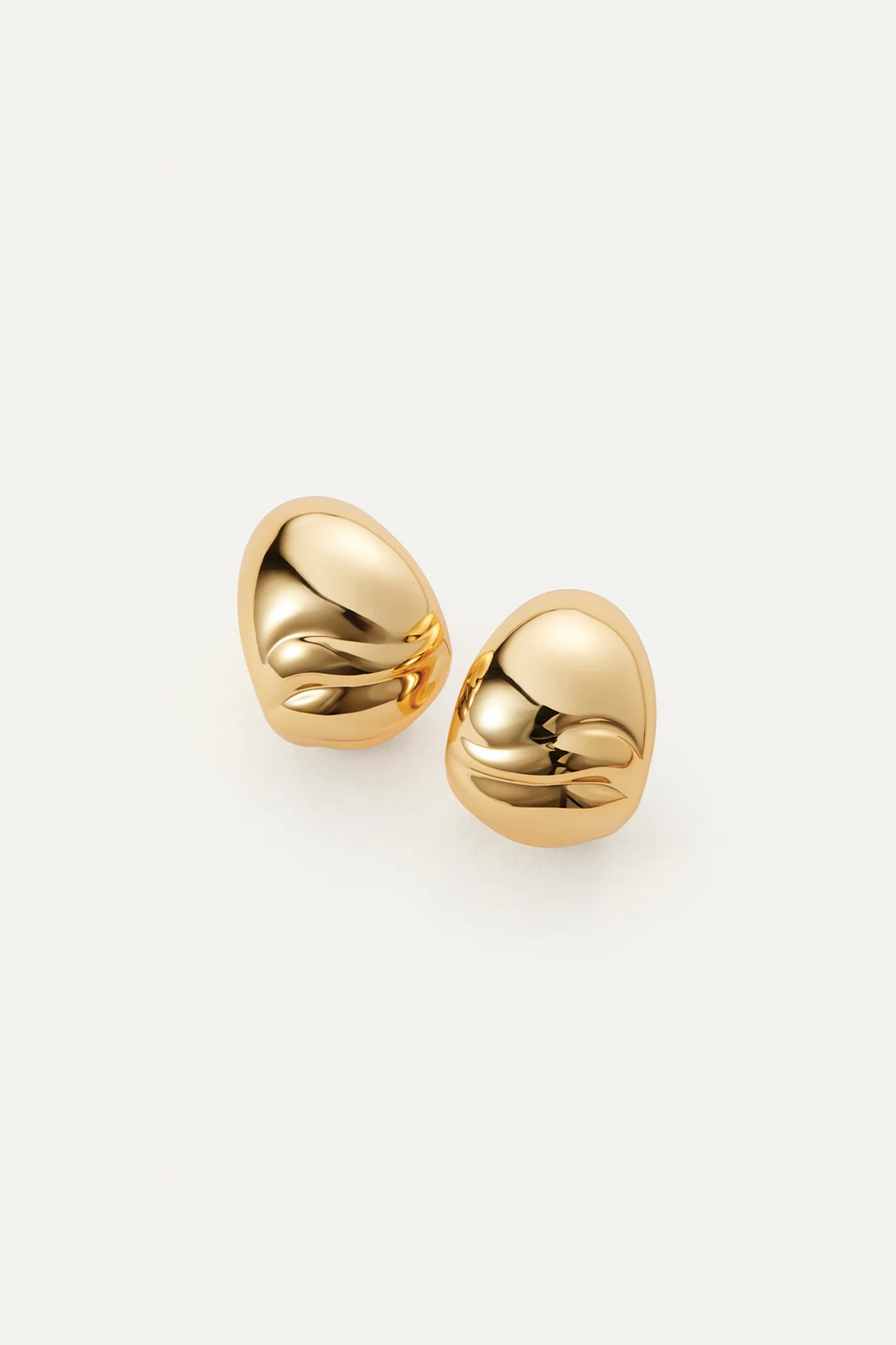 Nelle Hoops